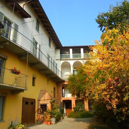 Agriturismo La Terrazza Sul Bosco Villa Barolo Kültér fotó