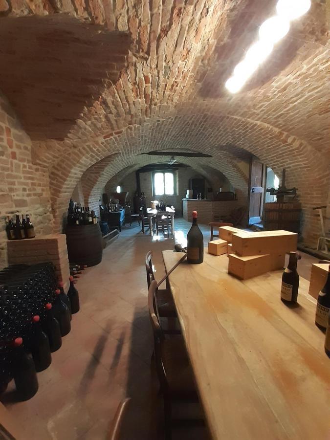 Agriturismo La Terrazza Sul Bosco Villa Barolo Kültér fotó