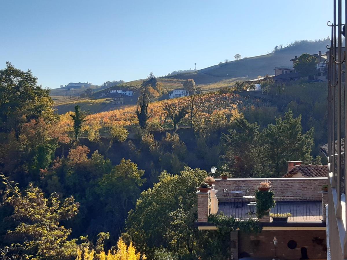 Agriturismo La Terrazza Sul Bosco Villa Barolo Kültér fotó