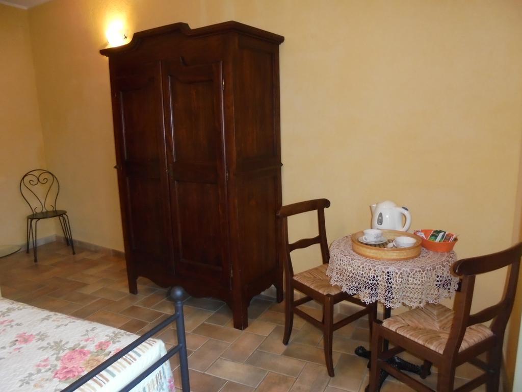 Agriturismo La Terrazza Sul Bosco Villa Barolo Kültér fotó
