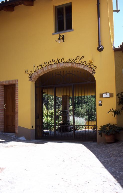 Agriturismo La Terrazza Sul Bosco Villa Barolo Kültér fotó
