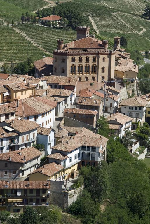 Agriturismo La Terrazza Sul Bosco Villa Barolo Kültér fotó