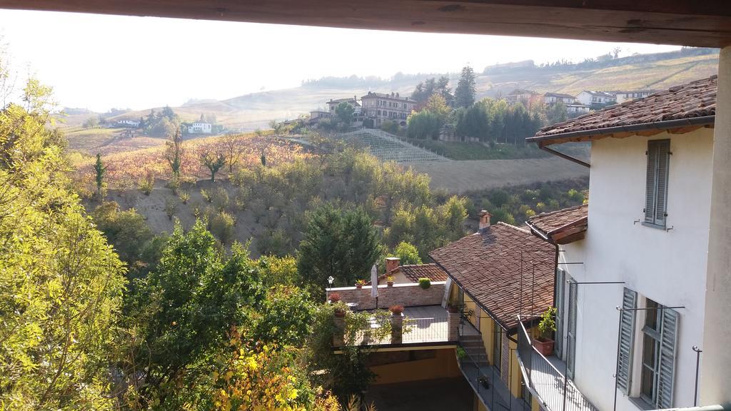Agriturismo La Terrazza Sul Bosco Villa Barolo Kültér fotó